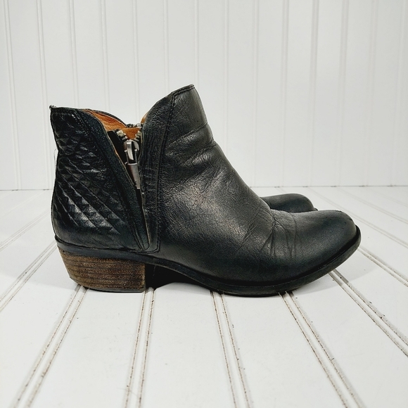 Lucky Brand Brenon Black Leather Side Zip Block Heel Ankle Boots I275 - Picture 5 of 12